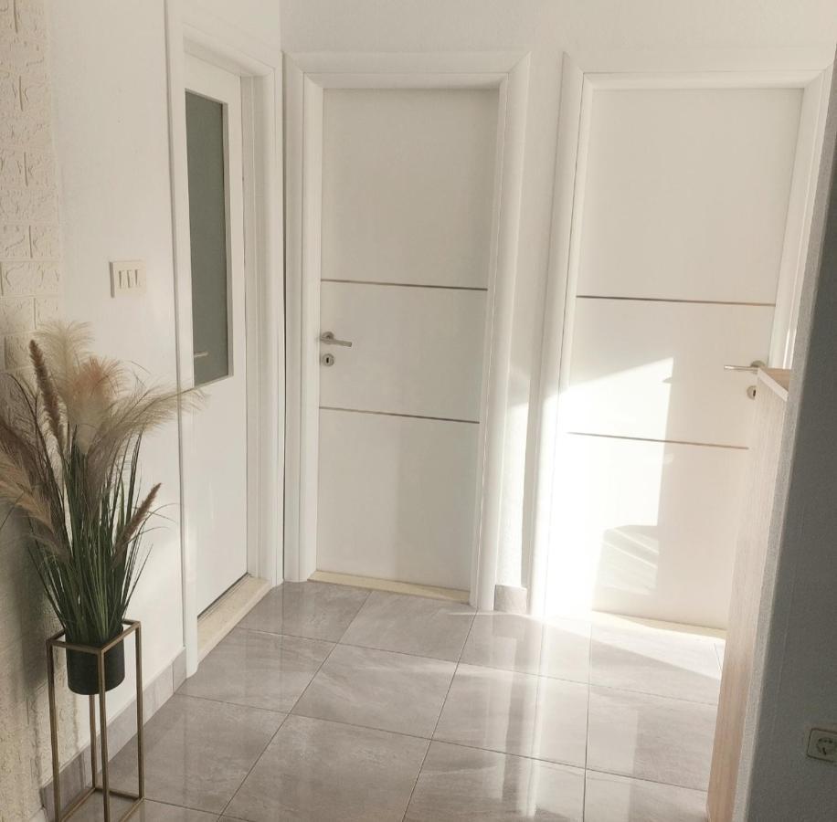Apartment Kristina 特罗吉尔 外观 照片